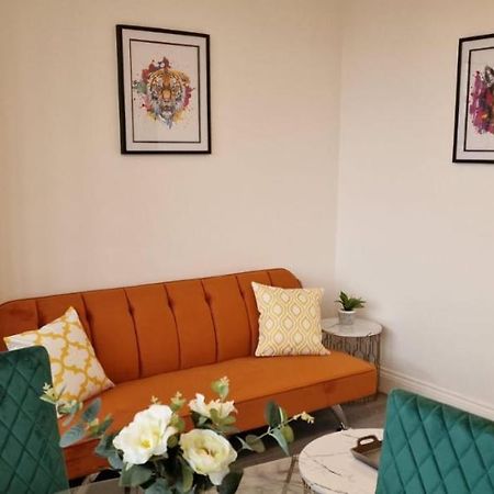 1 Bedroom Apartment - Flitwick - Contractor Friendly - Tourist Ready - Full Kitchen - Wifi - Smart Tv - Sofa Bed - Free Parking - Ideal For Short Or Long Stays Flitwick (Bedfordshire) Exterior foto